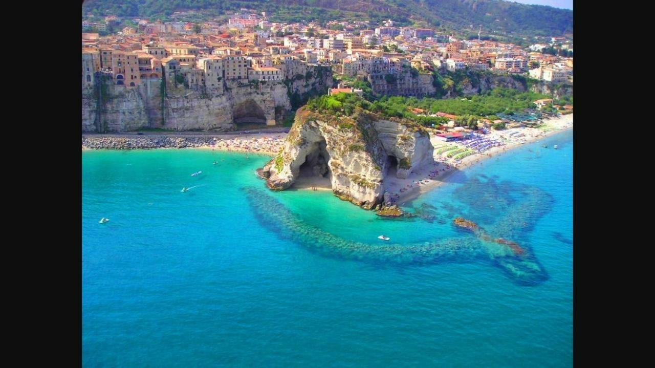 La Casetta Di Elena ลาเมเซ แตร์เม ภายนอก รูปภาพ
